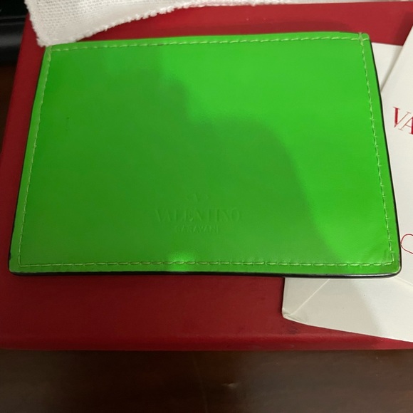 Valentino Garavani VLTN Green Card Case vguc fully inclusive collectible! - Picture 11 of 14